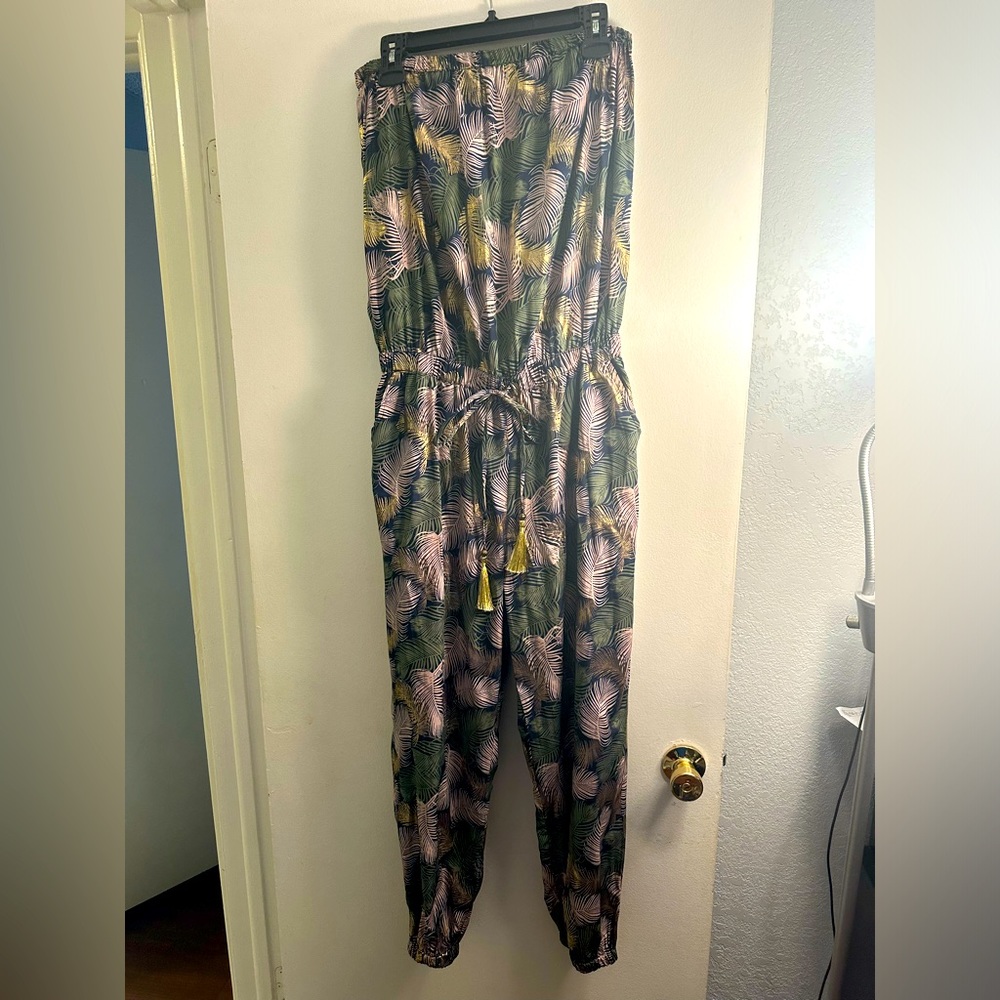 Women’s romper Size XL